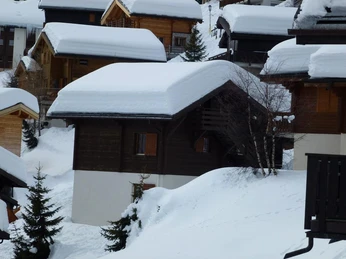 Aussenansicht Nord-Ost Winter