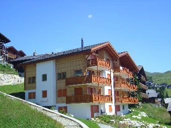 Aussenansicht Sommer