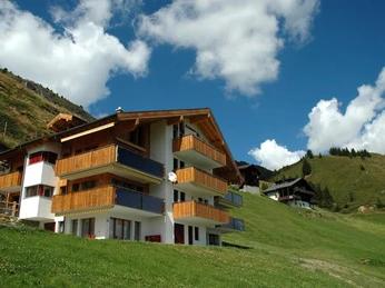 Aussenansicht Sommer