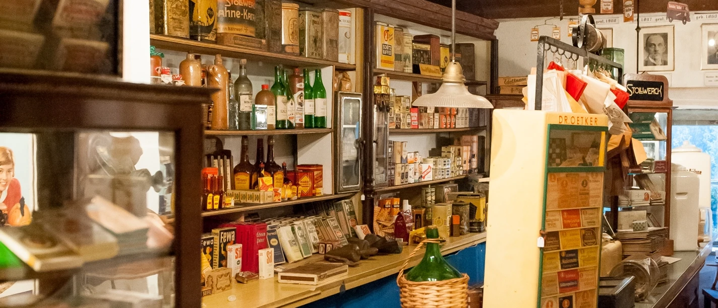 Alter Laden Tresen.jpg