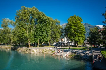englischer-garten-interlaken-sommer.jpg