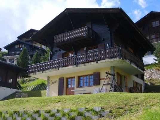 Aussenansicht Sommer