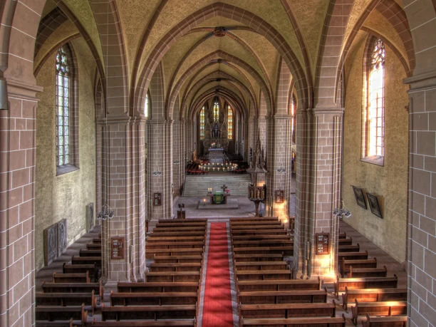 munster-church-from-inside