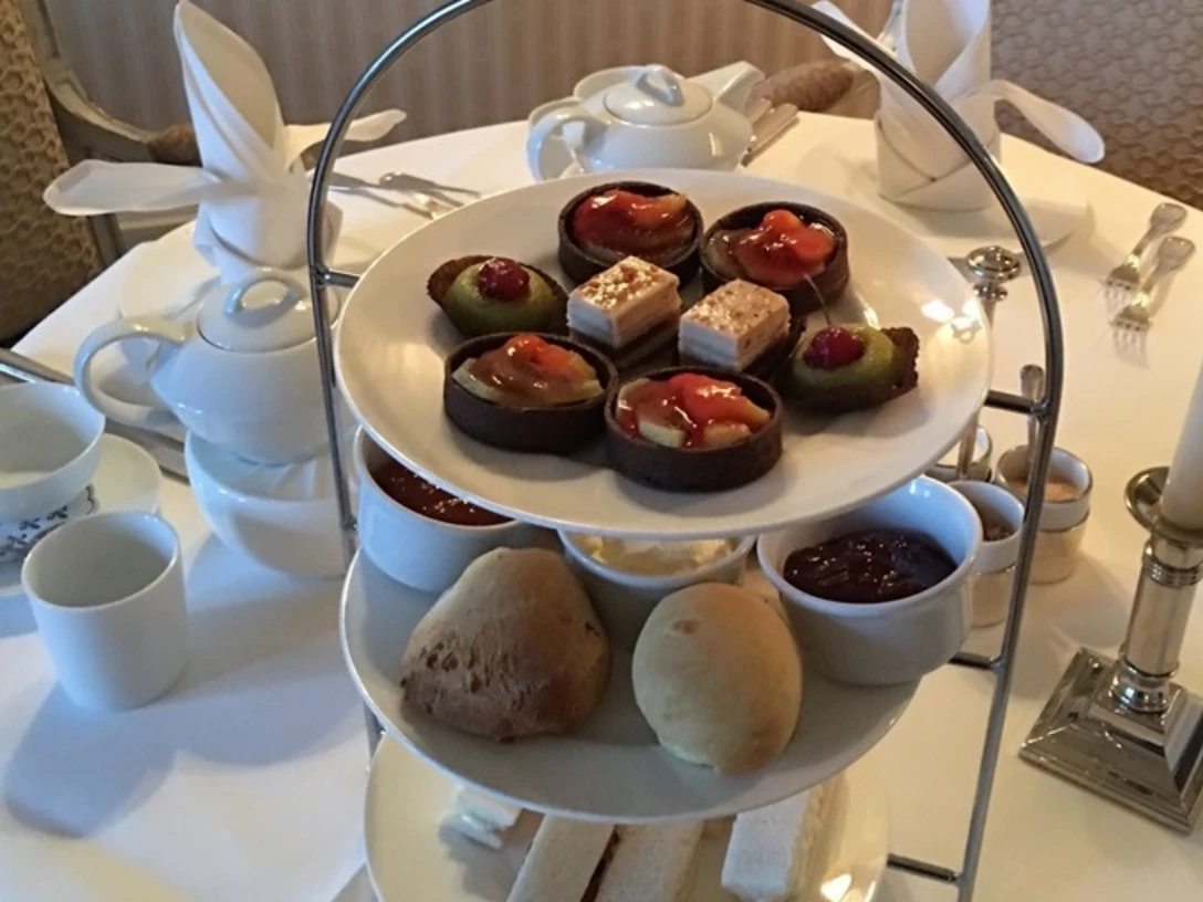 Schlosshotel Münchhausen High Tea Schlosshotel Münchhausen High Tea