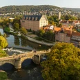 Luftbild des Welfenschloss in Hann. Münden mit WerrabrückeAerial view of the Welfenschloss in Hann. Münden with Werra bridgeLuftfoto af Welfenschloss i Hann. Münden med Werrabrücke-broenLuchtfoto van het Welfenschloss in Hann. Münden met de Werrabrücke-brug