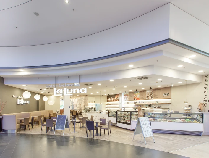 La Luna_KHB_8855.jpg