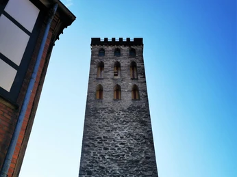 Außenansicht Hagelturm.jpg Hagelturm in Hann. Münden