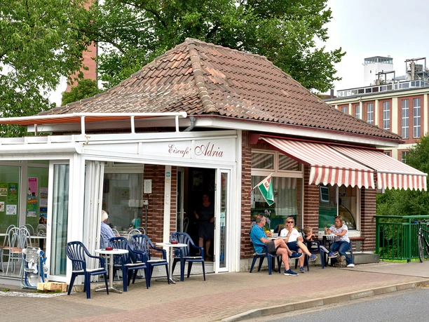 Eiscafe Adria_AchimMeurer_Nördlichen Harzvorland, Niedersachsen, Deutschland Eiscafe Adria_AchimMeurer_Nördlichen Harzvorland, Niedersachsen, Deutschland