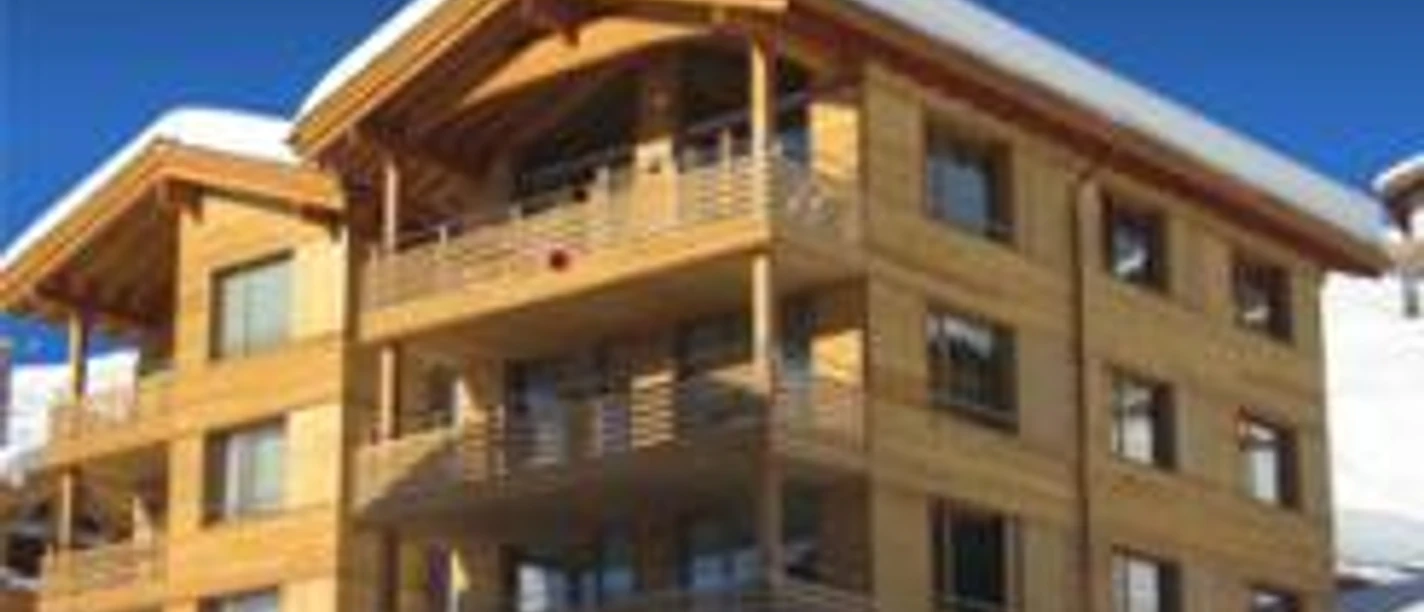 Mehrfamilienhaus "Perle des Alpes"