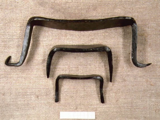 Römerlager Hedemünden, Baumklammern Römerlager Hedemünden, Baumklammern