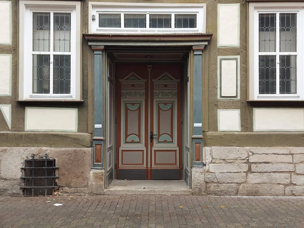 Eingang reformierte Kirche Hann. Münden