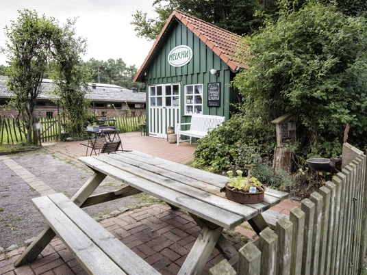 Melkhus, Biohof Fischer