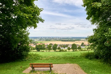 Aussicht vom Burgberg_Achim Meuer_Nördliches Harzvorland Aussicht vom Burgberg_Achim Meurer_Nördliches Harzvorland