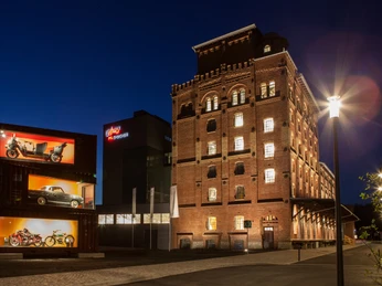 PS.SPEICHER bei Nacht.jpg ps-speicher-bei-nacht