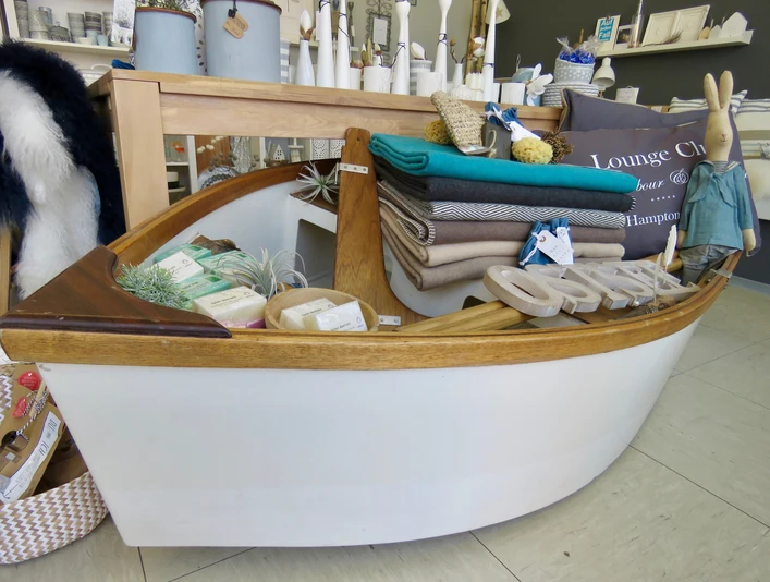 IMG_0013.jpg natürlich Nordisch Ladeneinrichtung