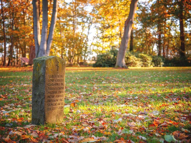 Kriegsgräber Fullen