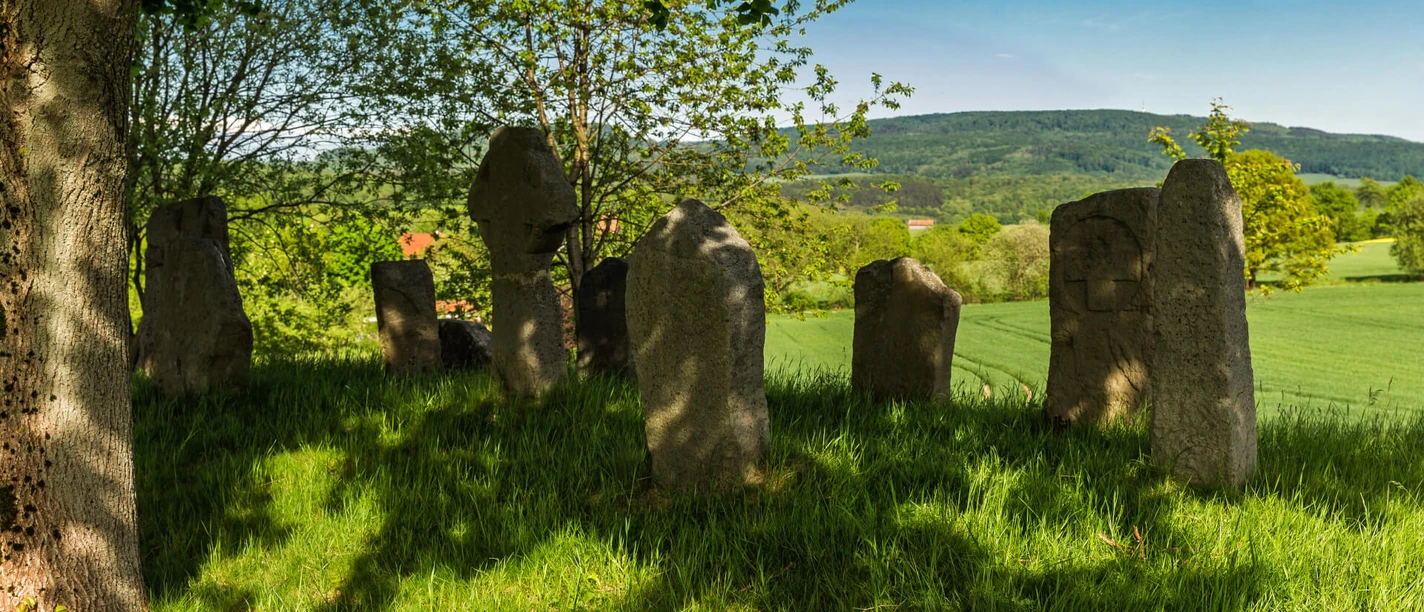 Middeleeuwse kruisstenen - Natuurpark Münden