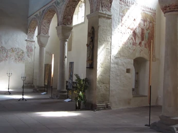 Kloster Bursfelde, Innenansicht Kloster Bursfelde, Hann. Münden, InnenansichtBursfelde Monastery, Hann. Münden, interior viewBursfelde Kloster, Hann. Münden, indvendig visningKlooster Bursfelde, Hann. Münden, binnenaanzicht