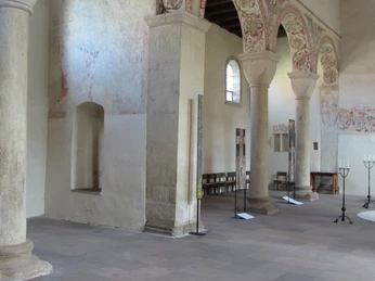 Kloster Bursfelde, Innenansicht Kloster Bursfelde, Hann. Münden, InnenansichtBursfelde Monastery, Hann. Münden, interior viewBursfelde Kloster, Hann. Münden, indvendig visningKlooster Bursfelde, Hann. Münden, binnenaanzicht