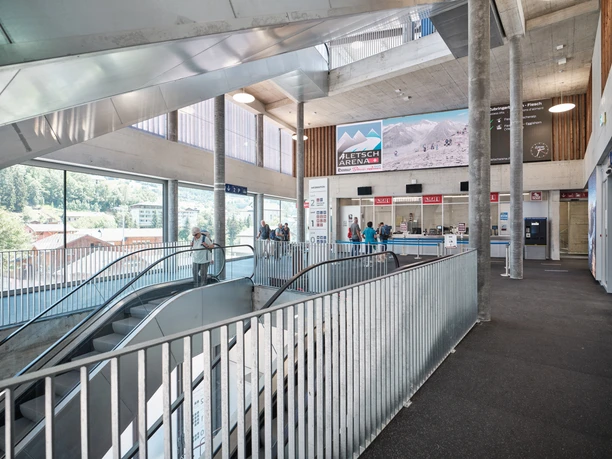 oev-Hub Fiesch in der Aletsch Arena