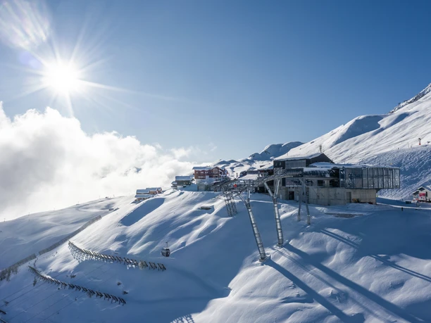 ÖV-Hub in Fiesch in der Aletsch Arena
