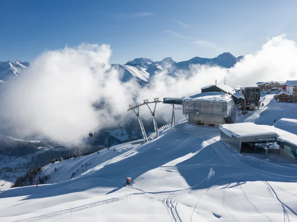 ÖV-Hub in Fiesch in der Aletsch Arena