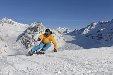 Skifahren am Grossen Aletschgletscher Skifahren am Grossen Aletschgletscher