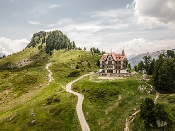 Villa Cassel - Pro Natura Zentrum, Riederfurka