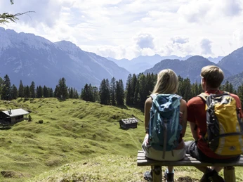 Aussicht am Kranzberg in Mittenwald genießen