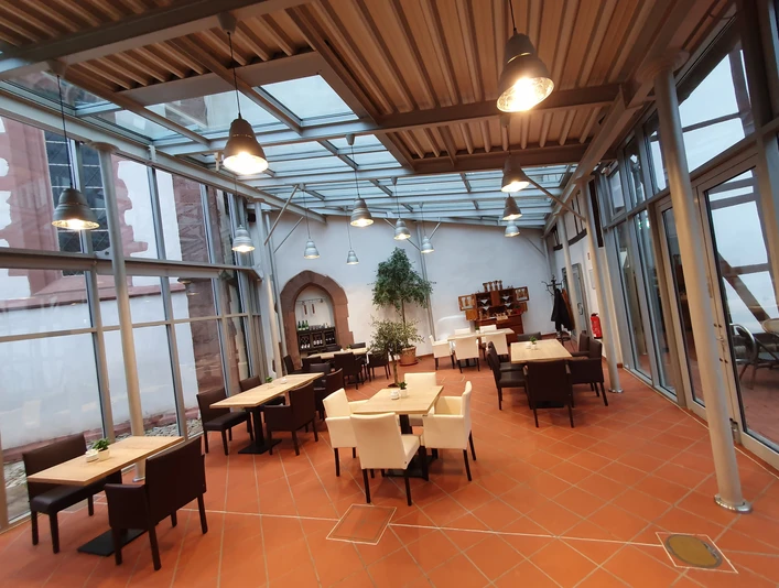 Café in der kleinen Gasse_Sitzplätze cafe-in-der-kleinen-gasse-sitzplaetze