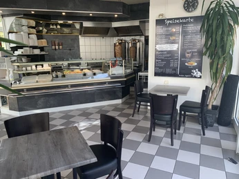 Döner Haus Öztel_Sicht auf den Tresen doener-haus-oeztel-sicht-auf-den-tresen