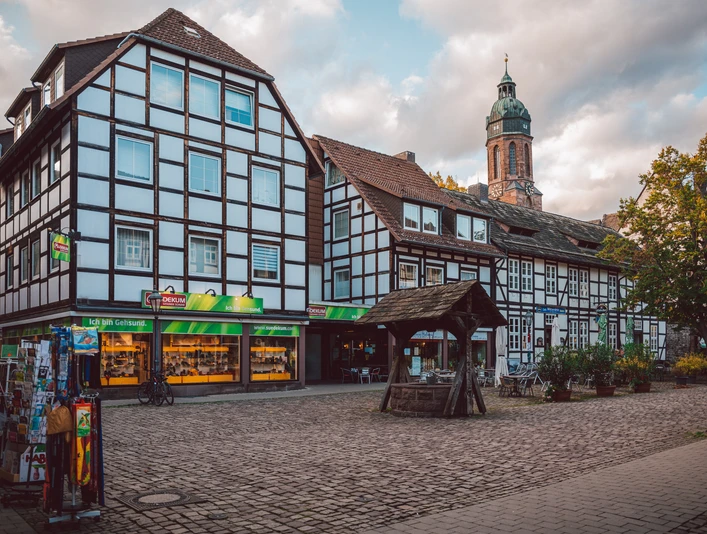 hallenplan-mit-brunnen