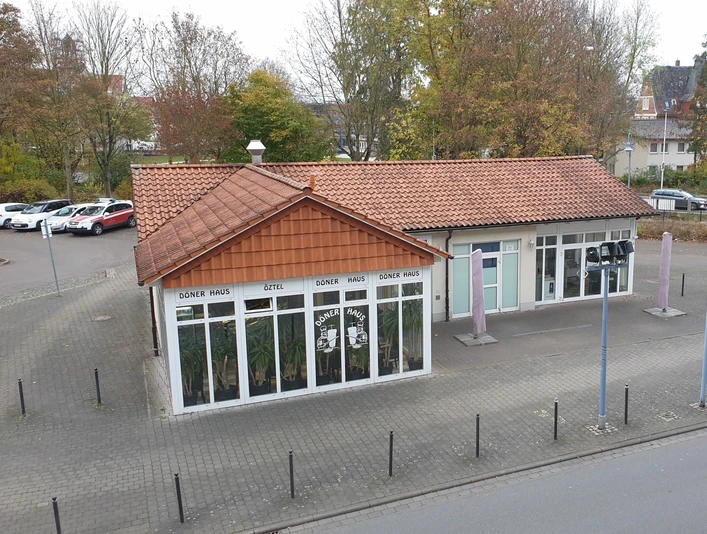 Döner Haus Öztel Außenansicht doener-haus-oeztel-aussenansicht