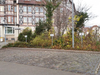 parkeergarage-neues-rathaus-koeppenweg-drie-parkeerplaatsen-voor-gehandicapten