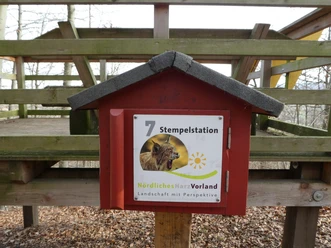 aussichtsplattform_mit_stempelstation_01.jpg