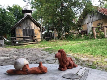 Tonfiguren, Mittelalterdorf Steinrode, Hann. Münden Tonfiguren, Mittelalterdorf Steinrode, Hann. Münden