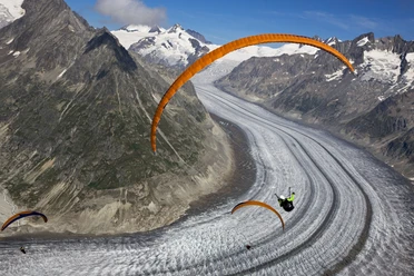 Flyingcenter Oberwallis Gleitschirmfliegen in der Aletsch Arena