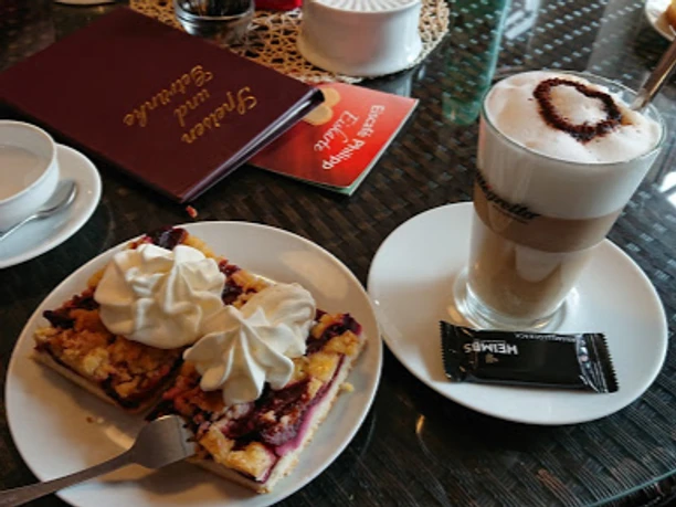 Café Phillip Aurich Pflaumenkuchen Café Phillip Aurich Pflaumenkuchen