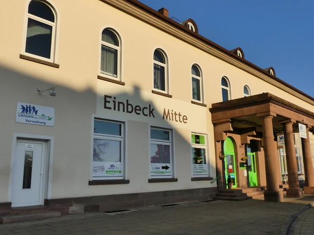 Bahnhof Einbeck Mitte_Bahnhofsgebäude bahnhof-einbeck-mitte-bahnhofsgebaeude