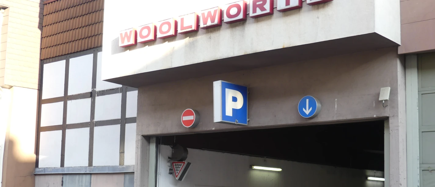ondergrondse parkeergarage-woolworth-ingang