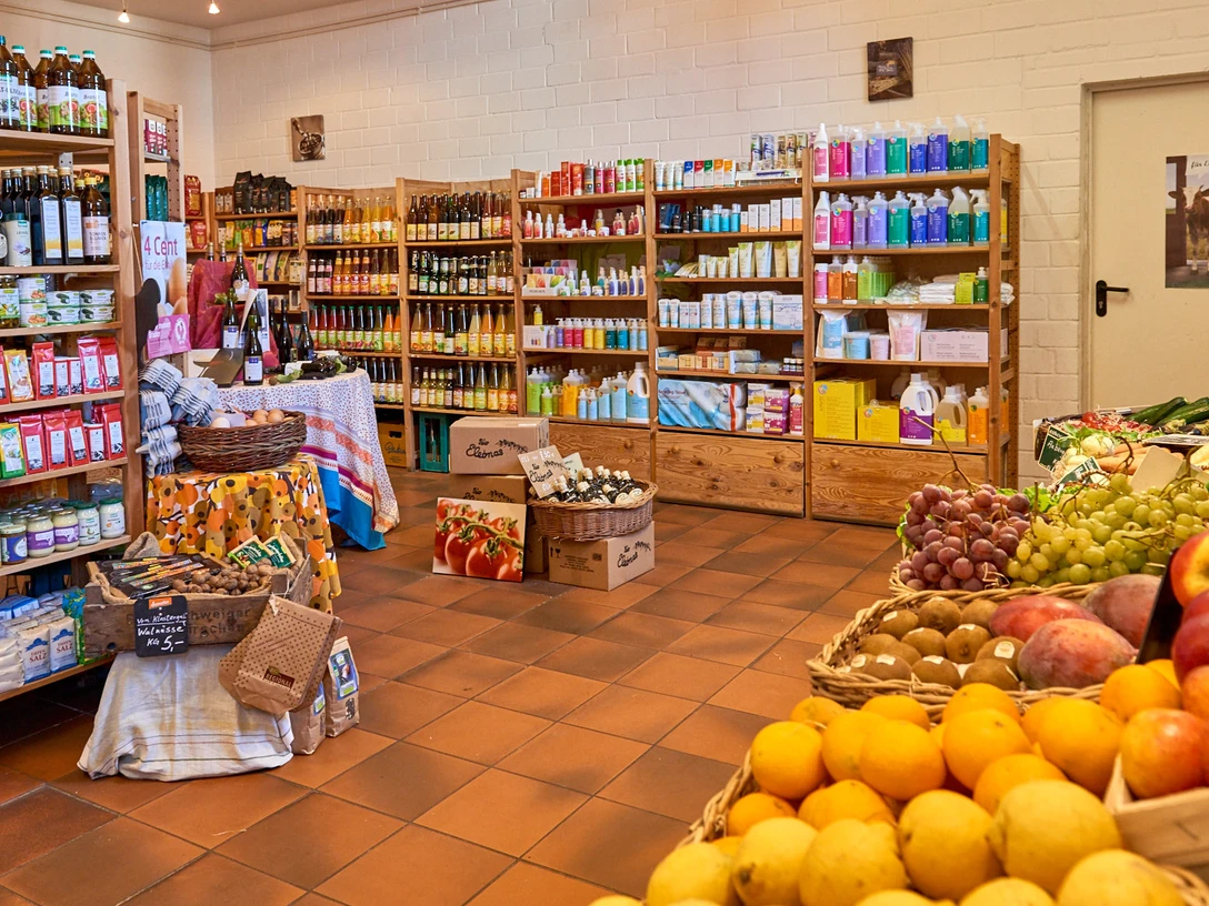 Die Käserei auf dem Demeter-Bauernhof in Heiningen Die Käserei auf dem Demeter-Bauernhof in Heiningen
