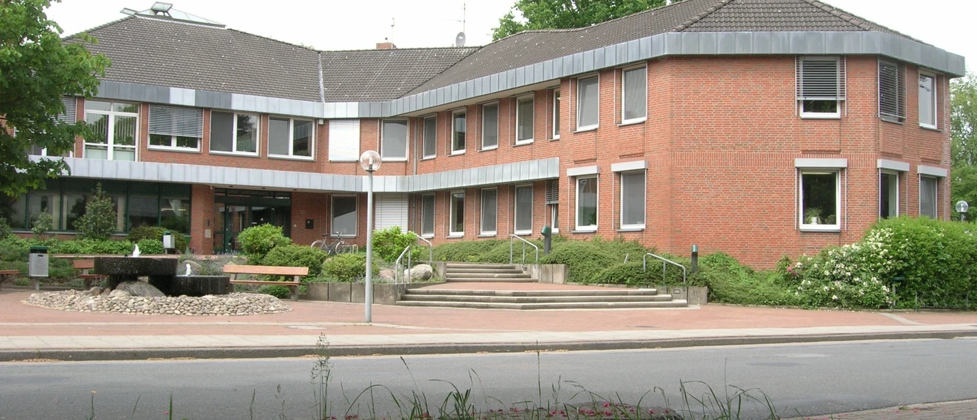 Rathaus Schiffdorf.jpg