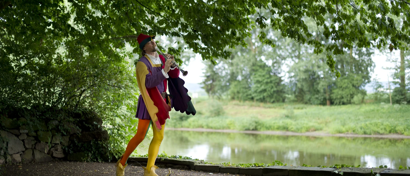 Hameln_Rattenfaenger_an_der_Weser (1).jpg