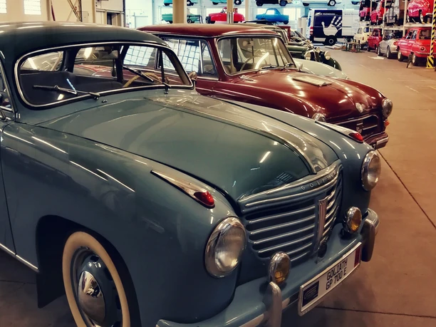 Sammlung KLEINWAGEN des PS.SPEICHER Blauer Goliath-Oldtimer in der Sammlung KLEINWAGEN des PS.SPEICHER Einbeck.