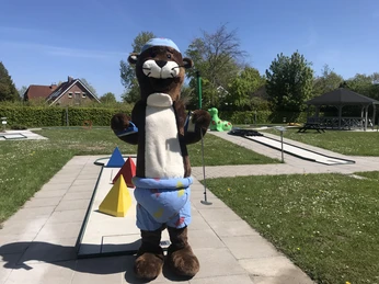 Otterndorf Minigolf mit Otti Otter.jpeg