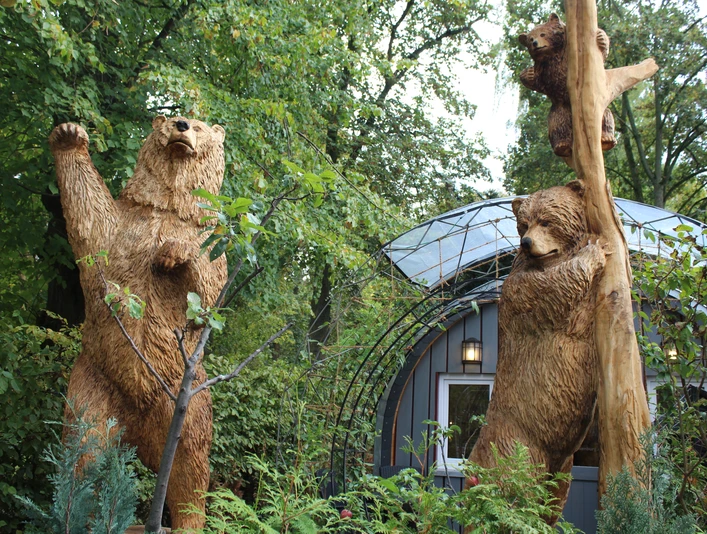 Bärenskulptur Bärenhöhle Nienburg Bärenskulptur Bärenhöhle NienburgBear sculpture bear cave NienburgBjørneskulptur bjørnehule NienburgBerenbeeldhouwwerk Berengrot Nienburg