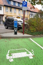 E-Ladesaeule-Moencheplatz e-ladesaeule-moencheplatz