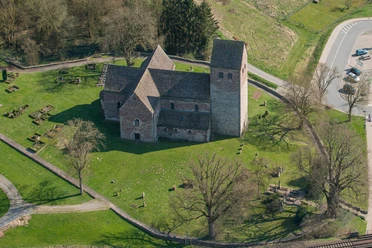 Luegde_Kirche.jpg