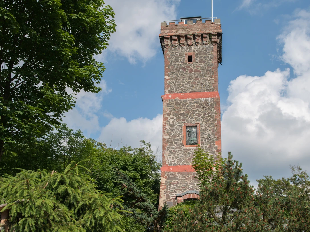 Bismarckturm bei Bad Lauterberg im Harz 1.jpg