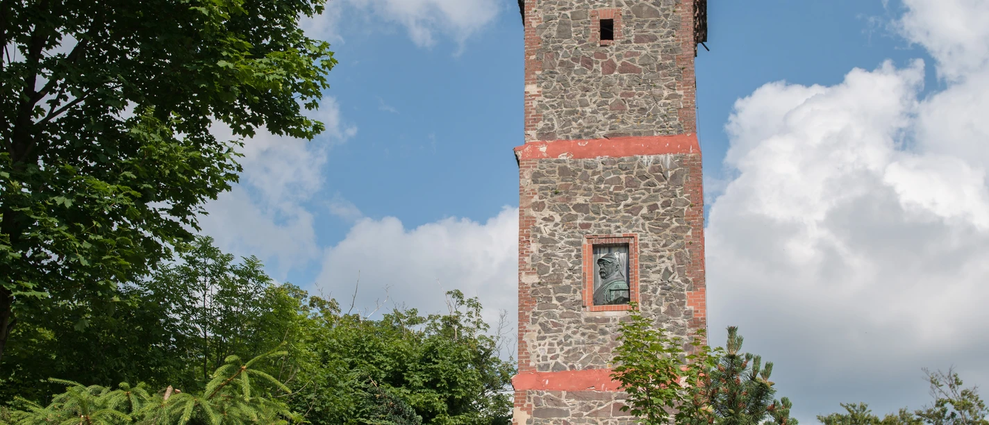 Bismarckturm bei Bad Lauterberg im Harz 1.jpg